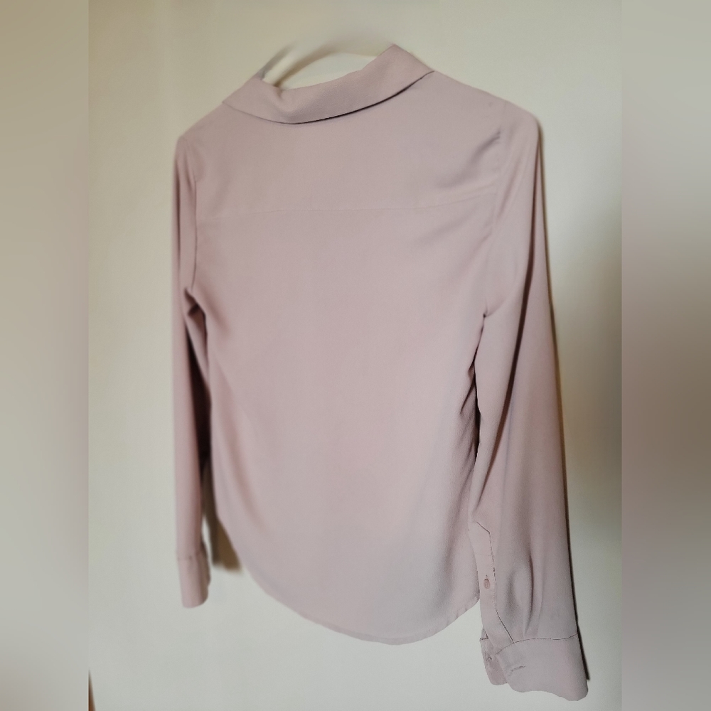 Button up - Picture 2 of 2